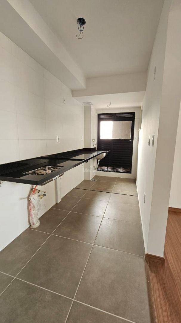 Apartamento à venda com 2 quartos, 67m² - Foto 15