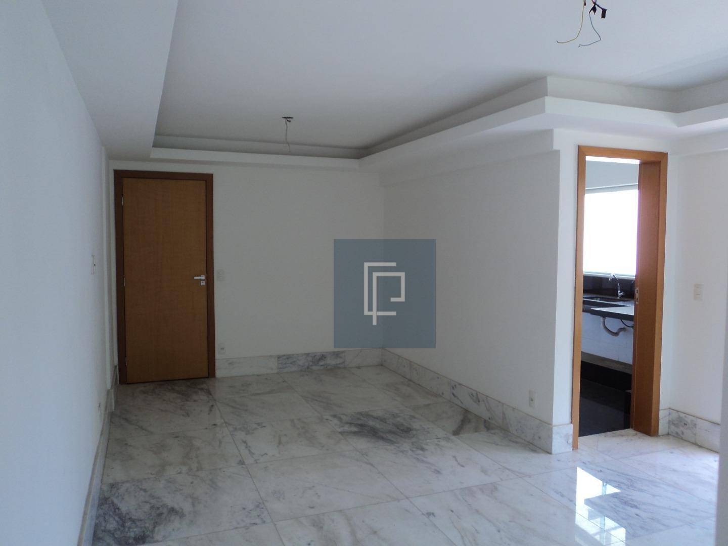 Apartamento à venda com 3 quartos, 102m² - Foto 2