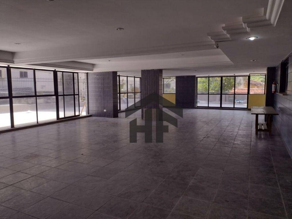 Apartamento à venda com 4 quartos, 175m² - Foto 4