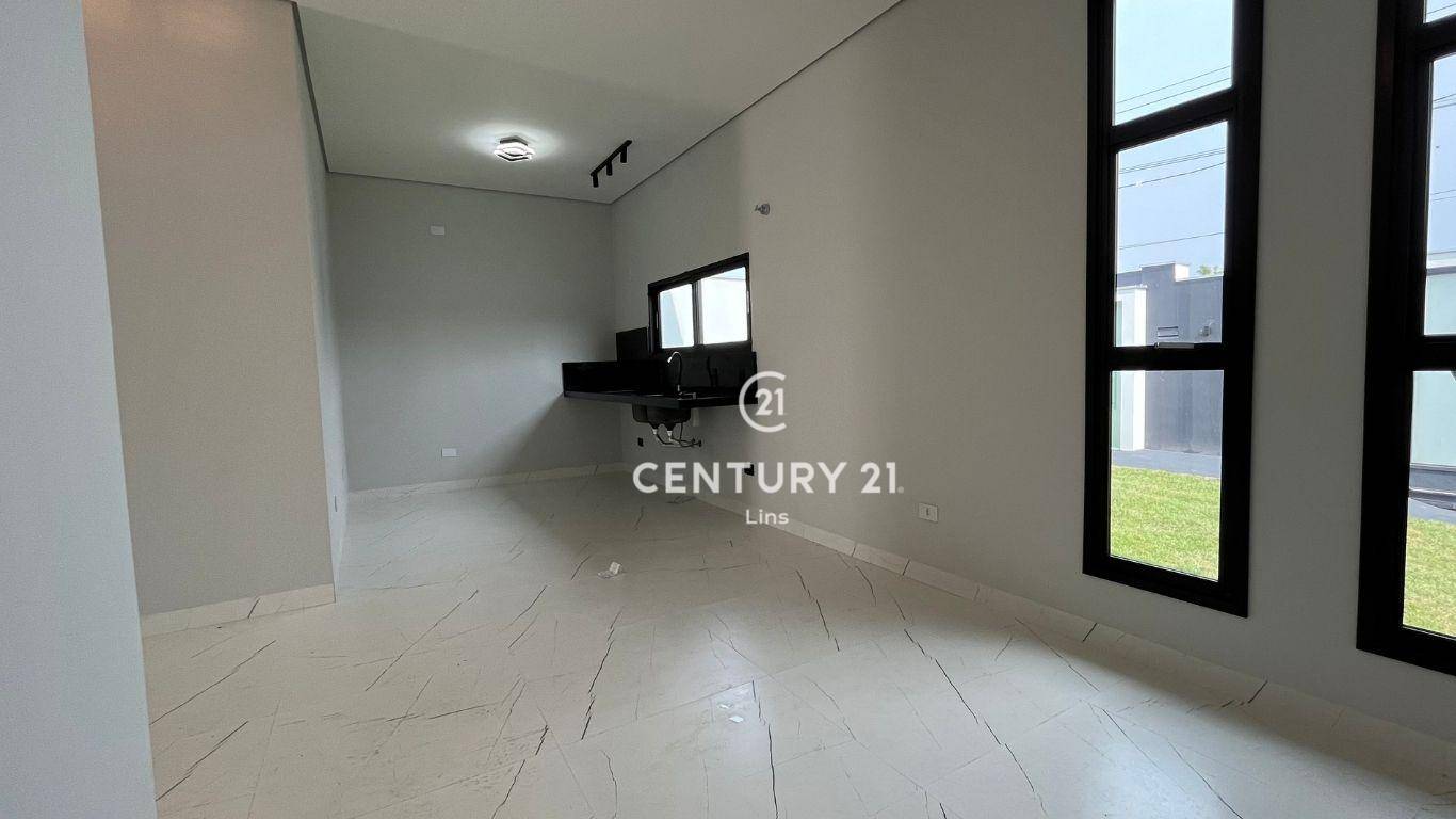 Casa à venda com 3 quartos, 300M2 - Foto 4