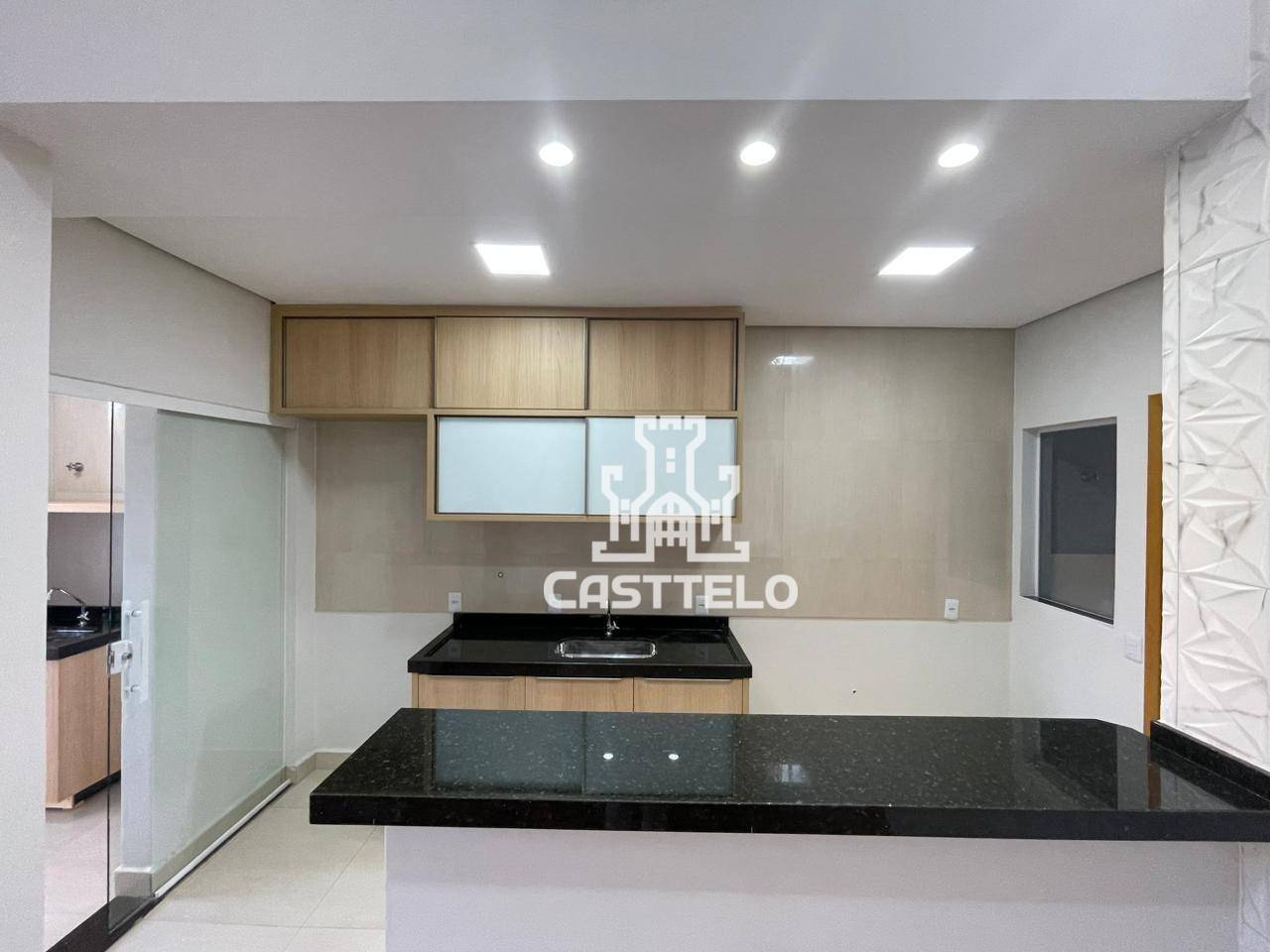 Casa à venda e aluguel com 3 quartos, 120m² - Foto 6