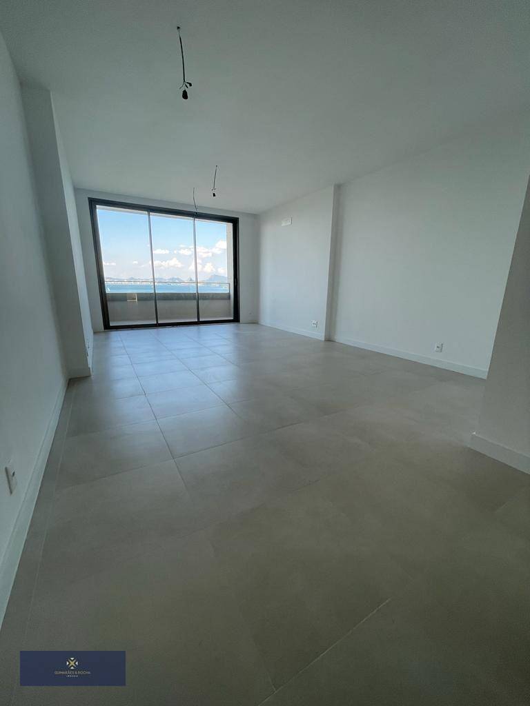 Apartamento à venda com 3 quartos, 150m² - Foto 36