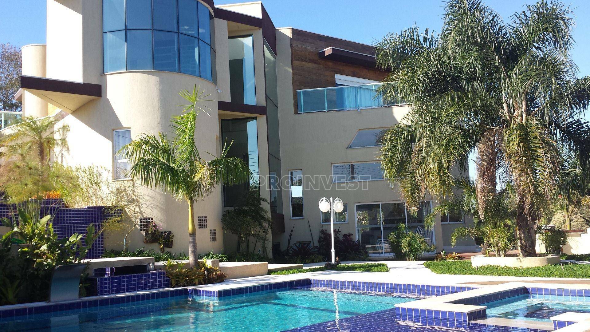 Casa de Condomínio à venda e aluguel com 4 quartos, 700m² - Foto 2
