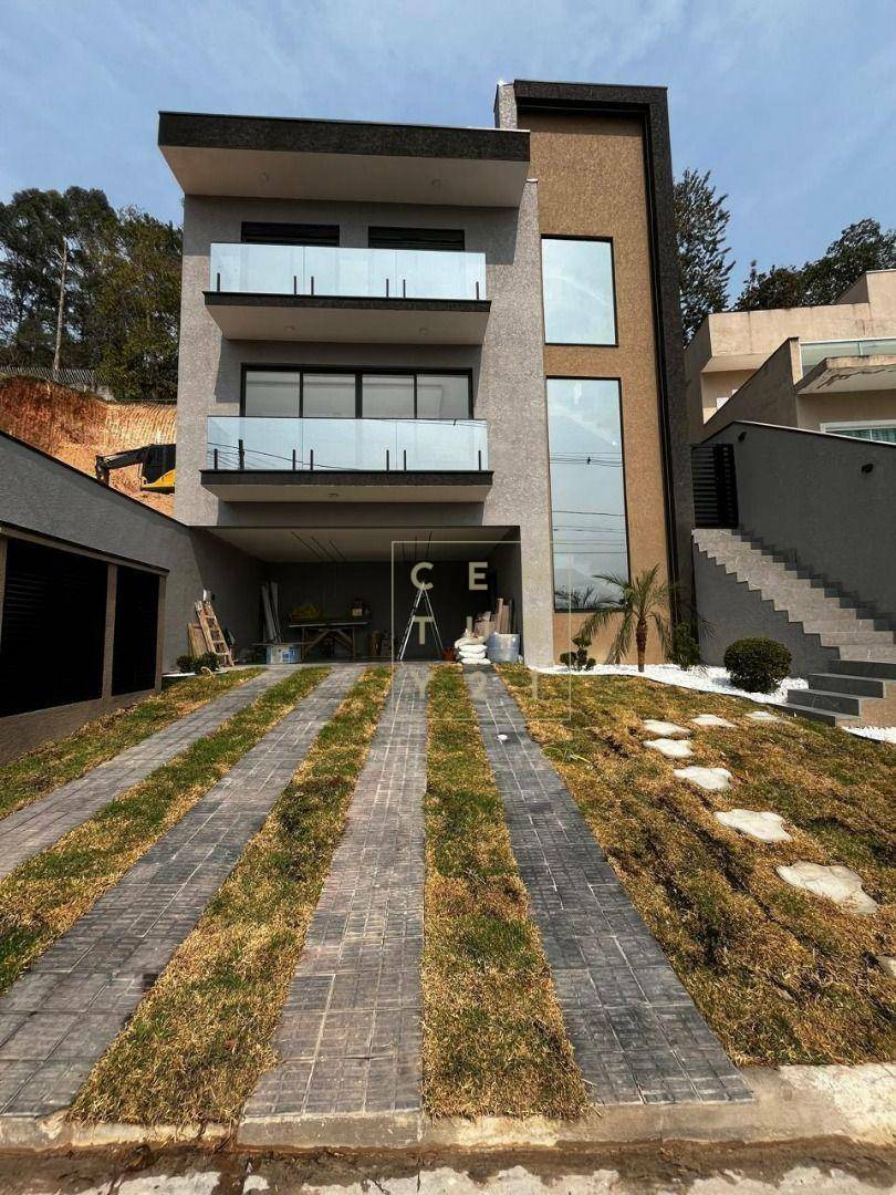 Casa de Condomínio à venda com 4 quartos, 400m² - Foto 1