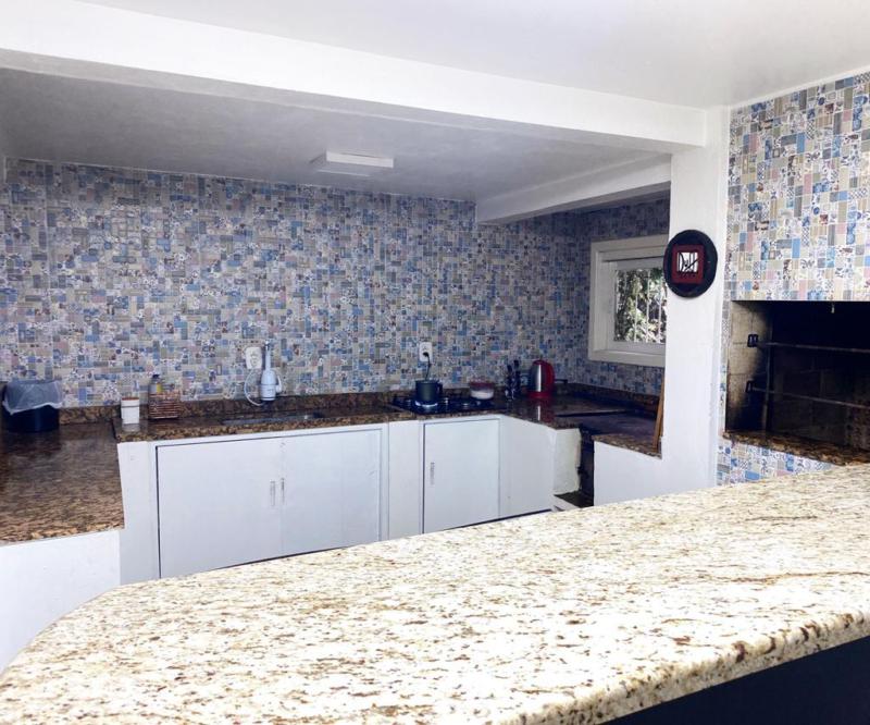 Casa à venda com 3 quartos, 161m² - Foto 4