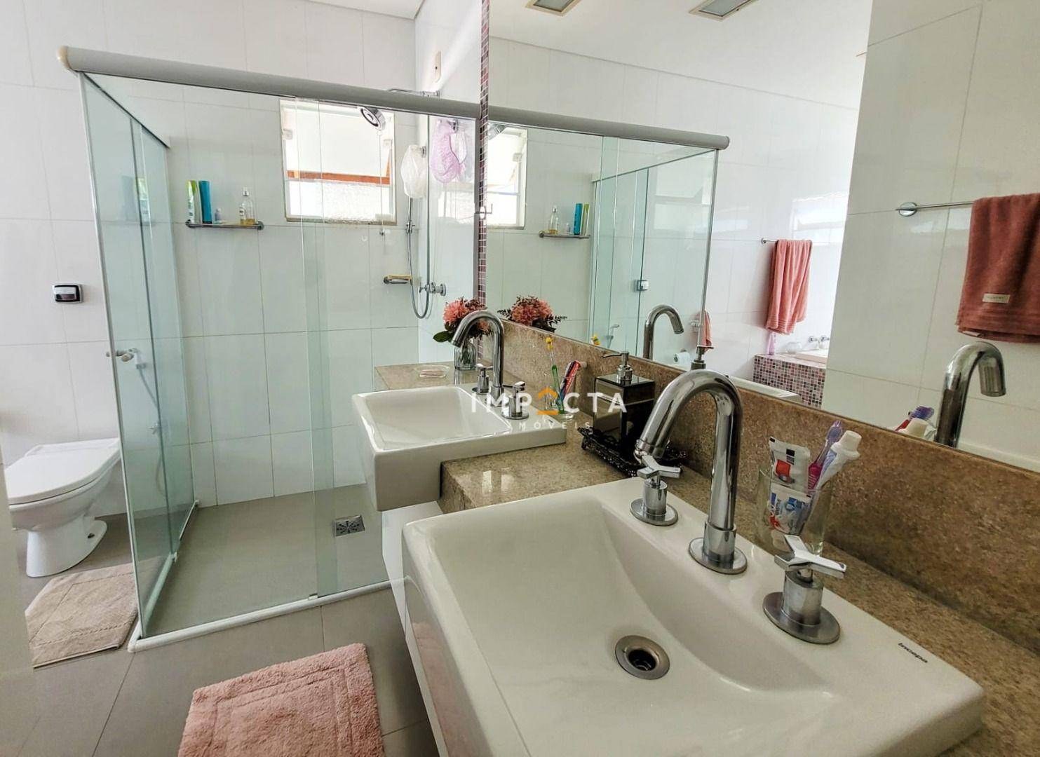 Casa à venda com 3 quartos, 240m² - Foto 13