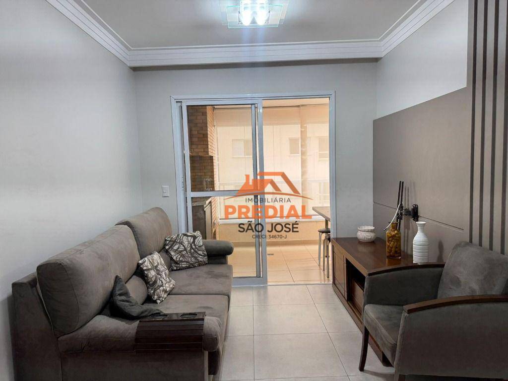 Apartamento para alugar com 3 quartos, 82m² - Foto 1