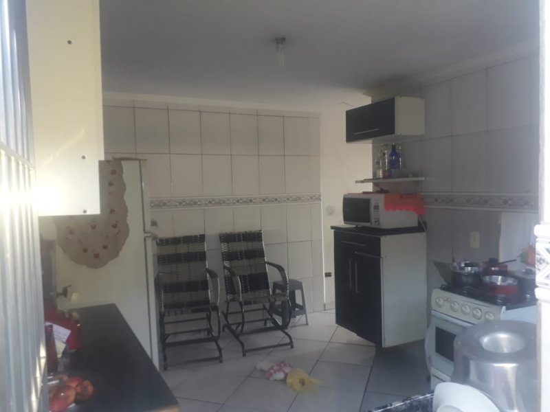 Casa à venda com 1 quarto, 90m² - Foto 5