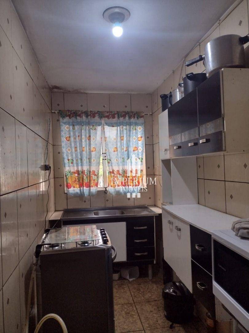 Casa à venda com 3 quartos, 150m² - Foto 1