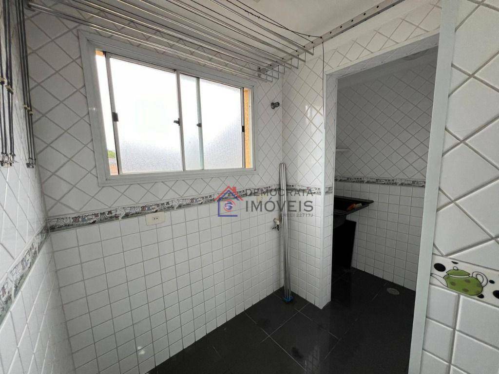 Apartamento à venda com 3 quartos, 79m² - Foto 3