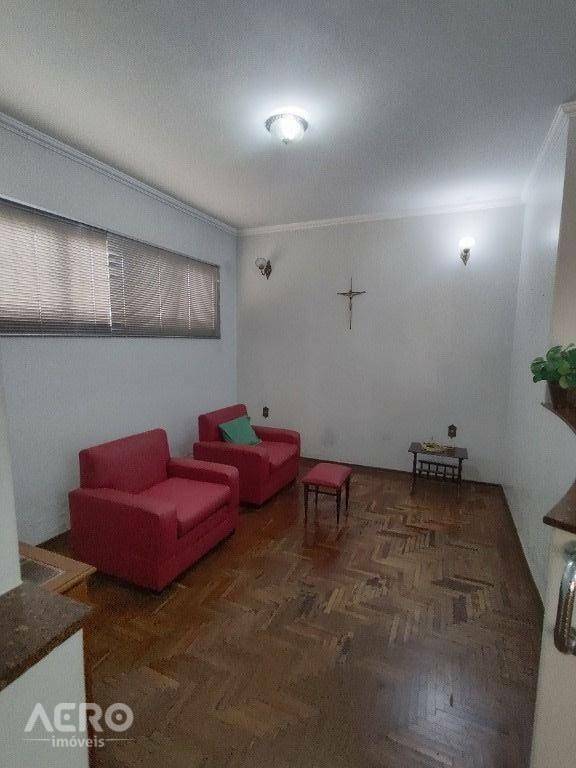 Casa à venda com 4 quartos, 272m² - Foto 14