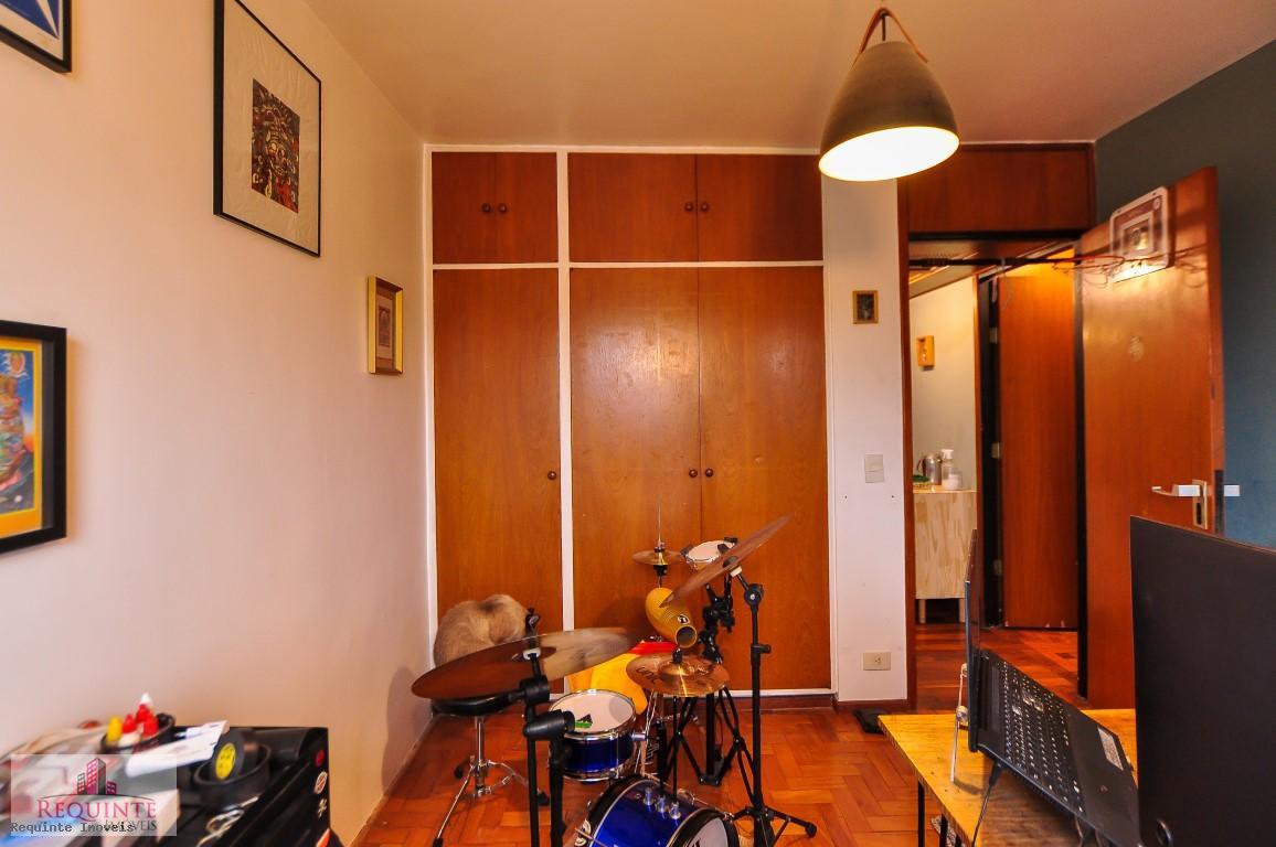 Apartamento à venda com 3 quartos, 1m² - Foto 27