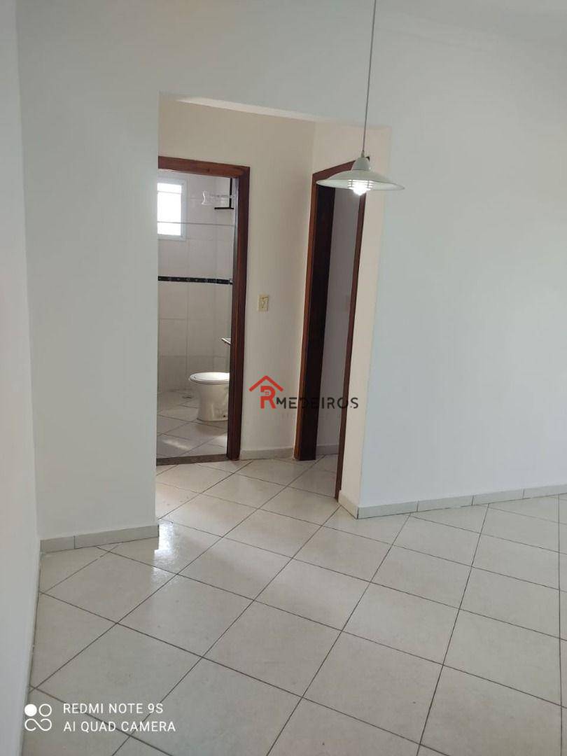 Apartamento à venda com 2 quartos, 62m² - Foto 4