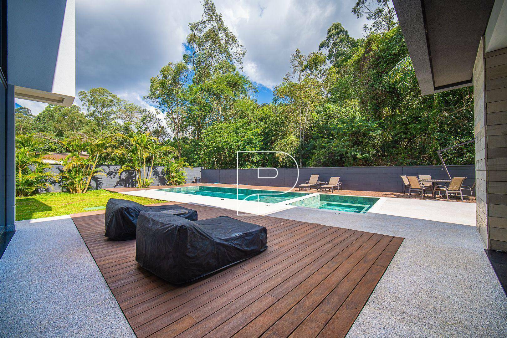 Casa de Condomínio à venda com 4 quartos, 550m² - Foto 7