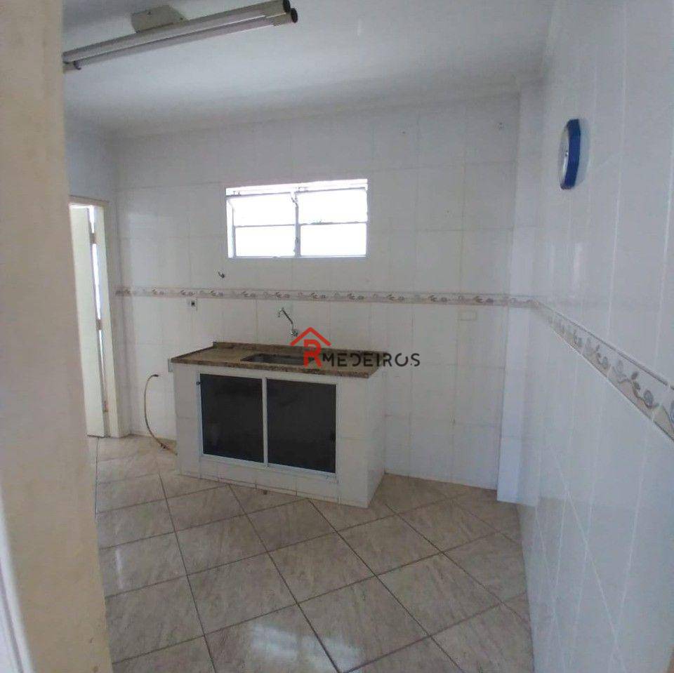 Apartamento à venda com 2 quartos, 70m² - Foto 4