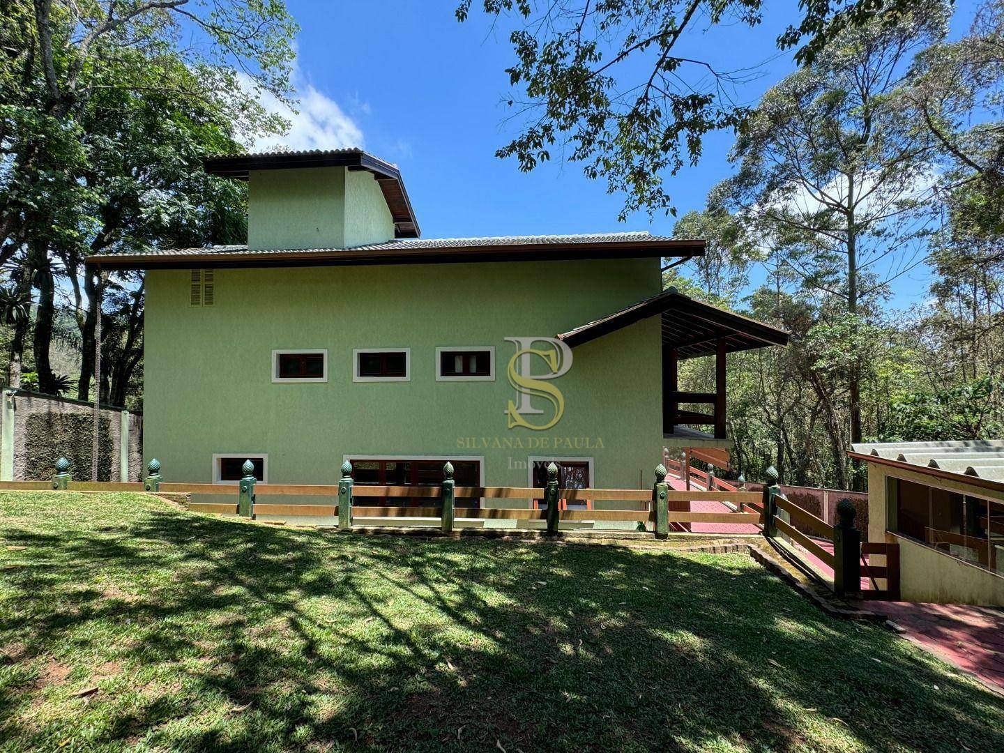 Casa de Condomínio à venda com 4 quartos, 250m² - Foto 2