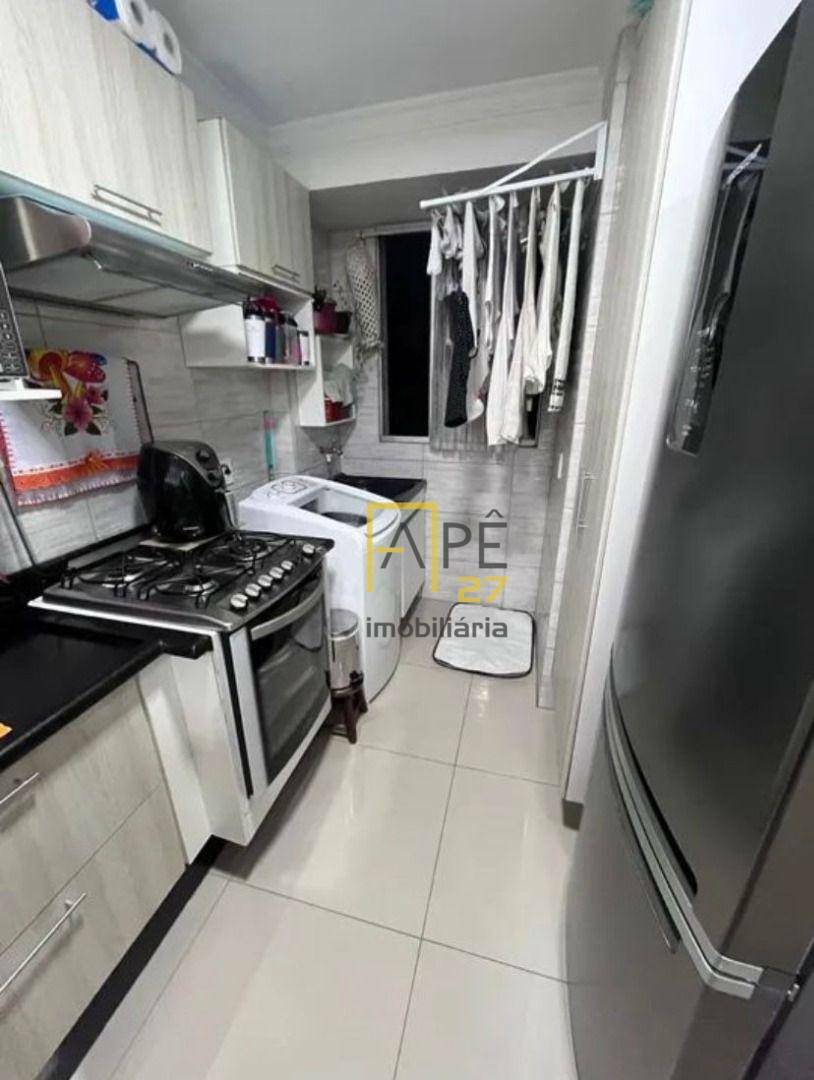 Apartamento à venda com 2 quartos, 48m² - Foto 9