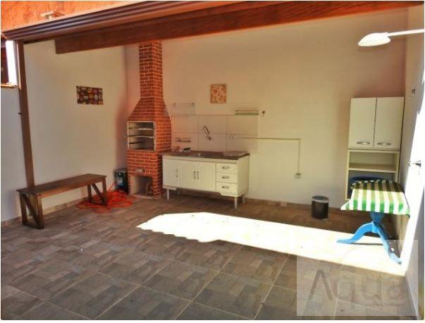 Casa à venda com 2 quartos, 150m² - Foto 12