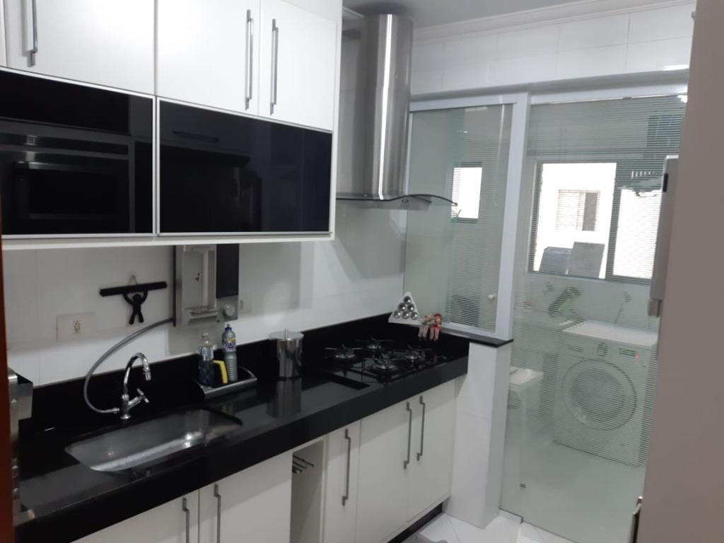 Apartamento à venda com 3 quartos, 79m² - Foto 18