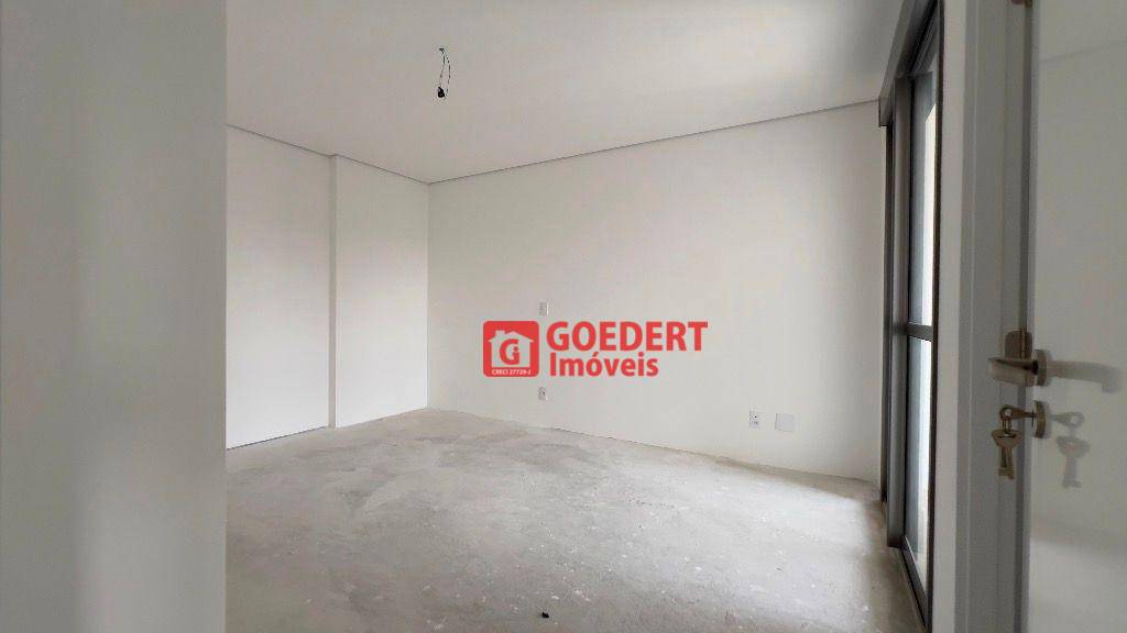 Apartamento à venda com 3 quartos, 150m² - Foto 22