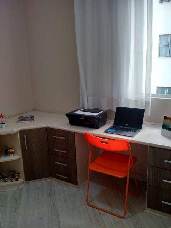 Apartamento à venda com 3 quartos, 65m² - Foto 10