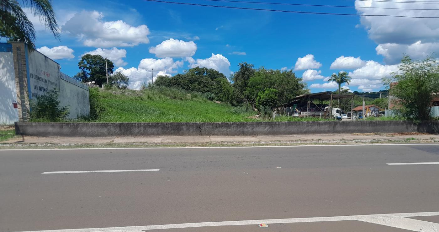 Loteamento e Condomínio à venda, 582m² - Foto 1