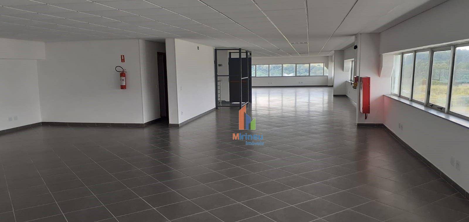 Prédio Inteiro para alugar, 331m² - Foto 4