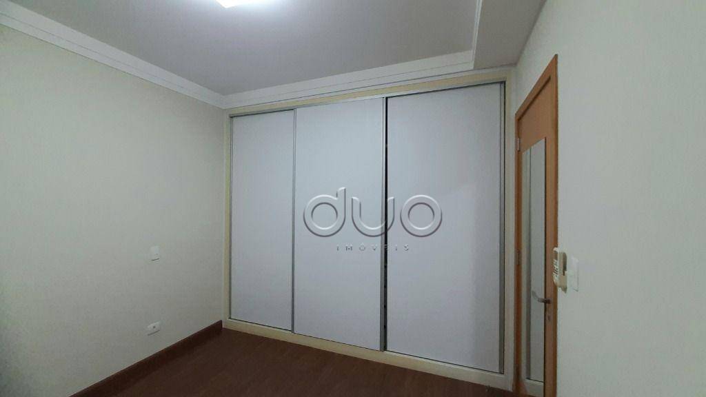 Apartamento para alugar com 3 quartos, 140m² - Foto 29