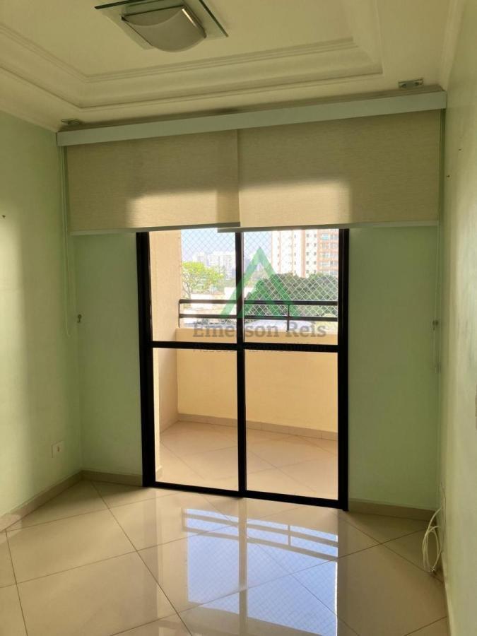 Apartamento à venda com 3 quartos, 70m² - Foto 1