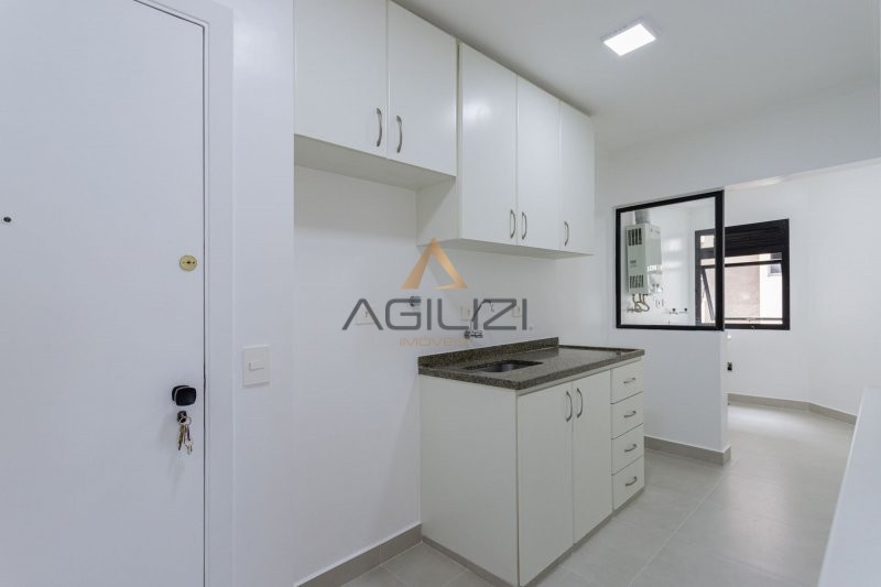 Apartamento à venda com 3 quartos, 103m² - Foto 13