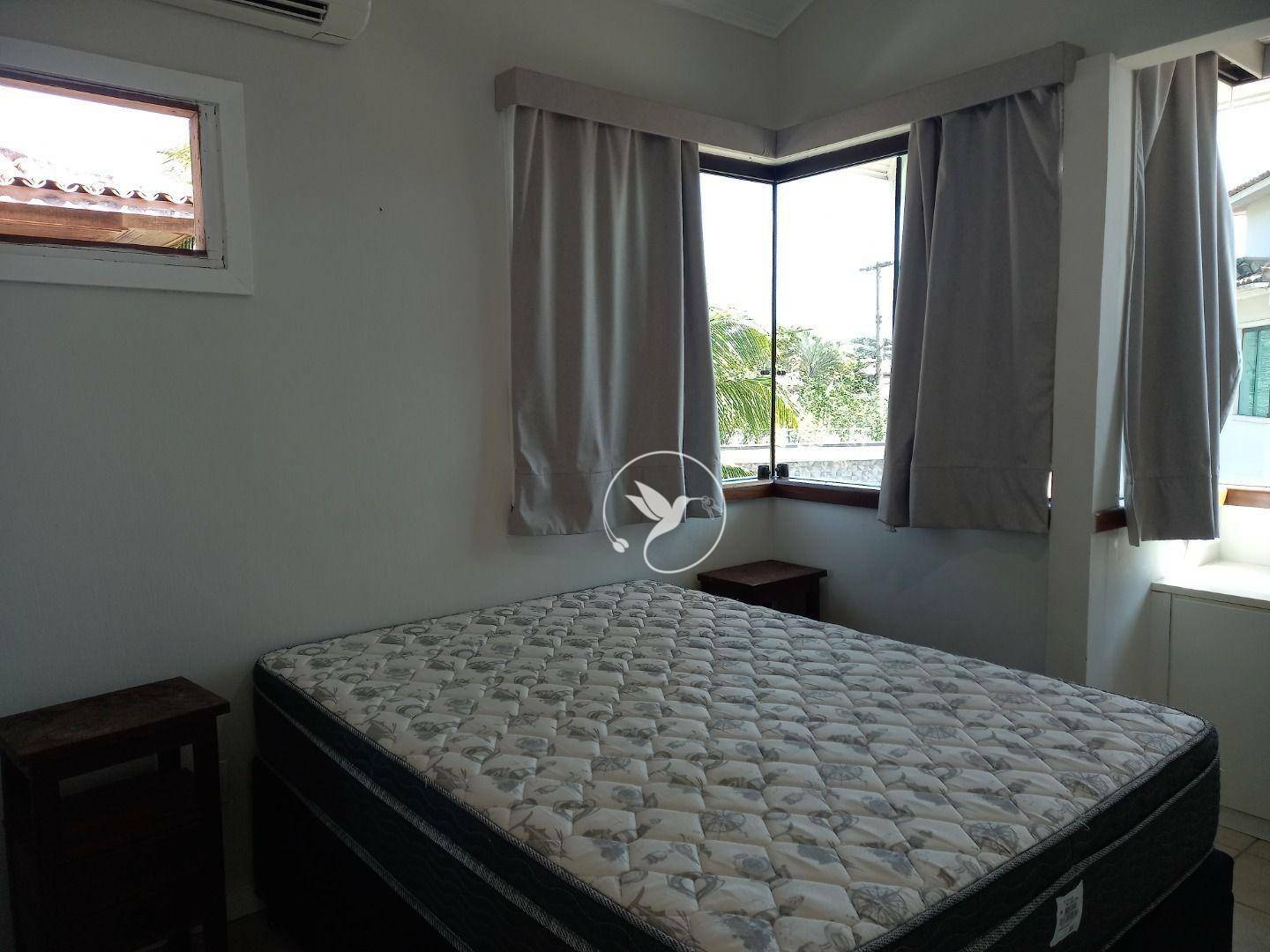 Casa de Condomínio à venda e aluguel com 4 quartos, 170m² - Foto 26