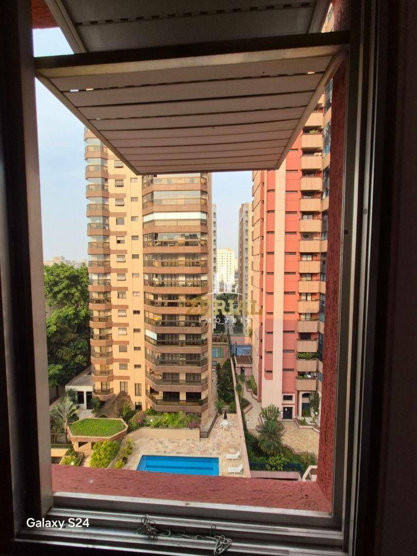 Apartamento à venda com 2 quartos, 79m² - Foto 18