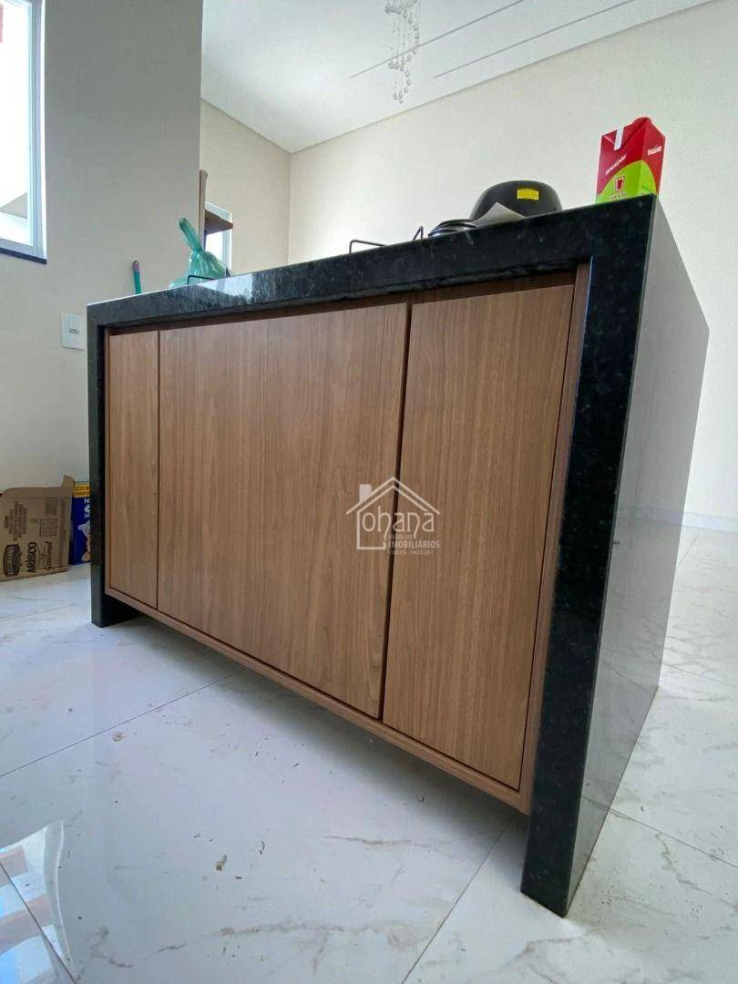Casa à venda com 2 quartos, 75m² - Foto 7