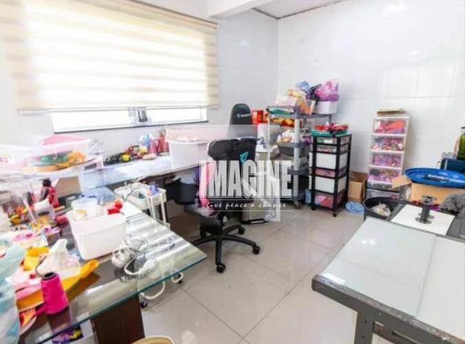 Sobrado à venda com 4 quartos, 217m² - Foto 9