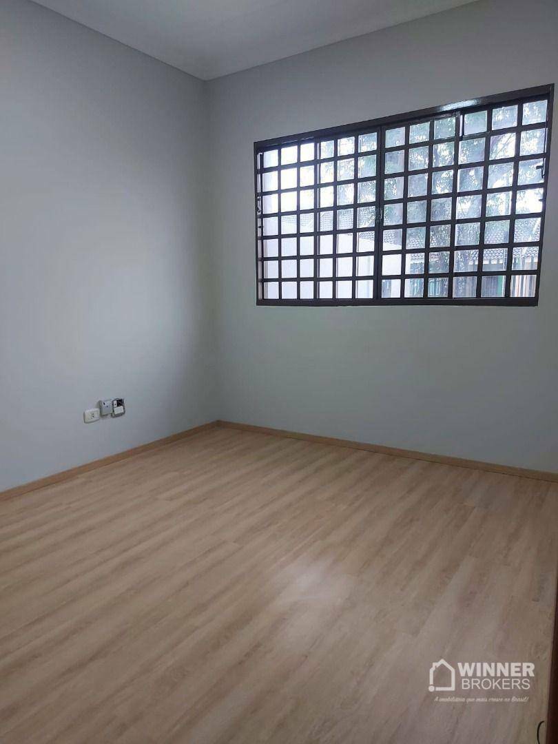 Casa à venda com 3 quartos, 100m² - Foto 3