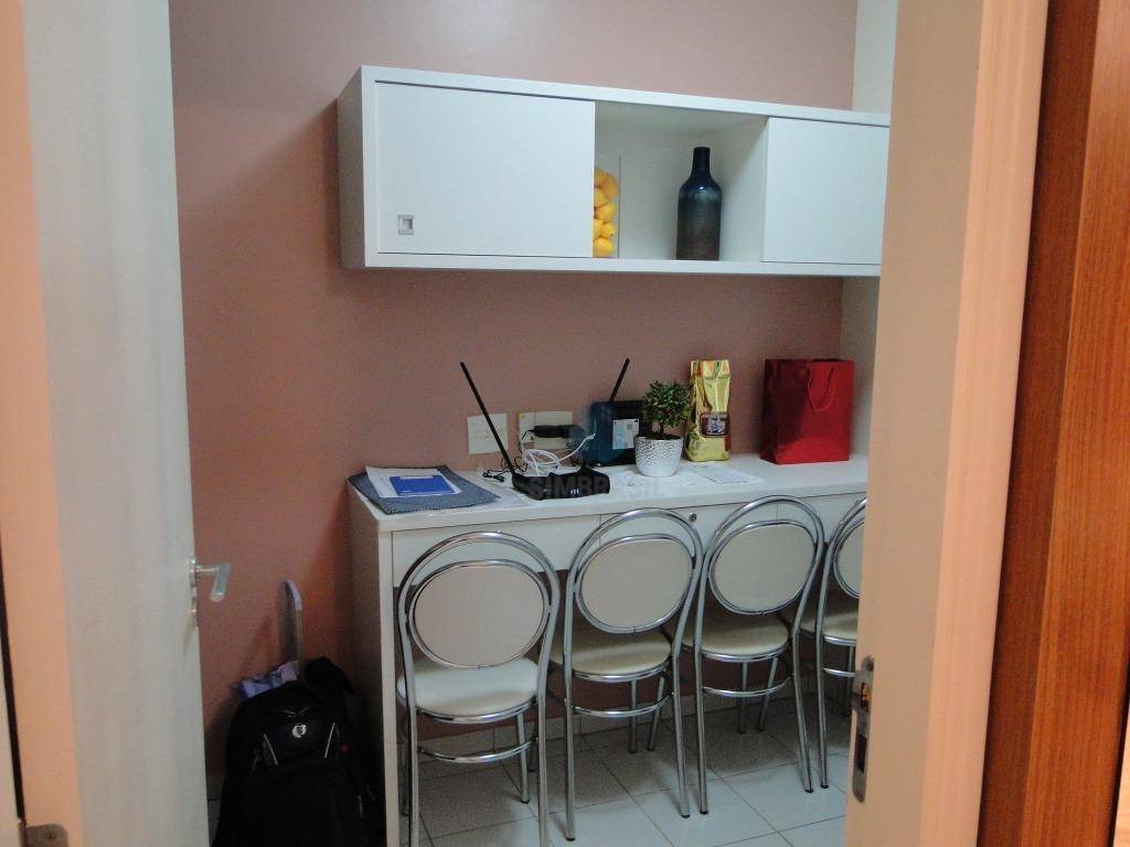 Apartamento à venda com 3 quartos, 138m² - Foto 28