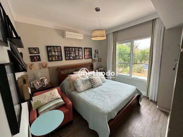 Casa de Condomínio à venda com 3 quartos, 265m² - Foto 13