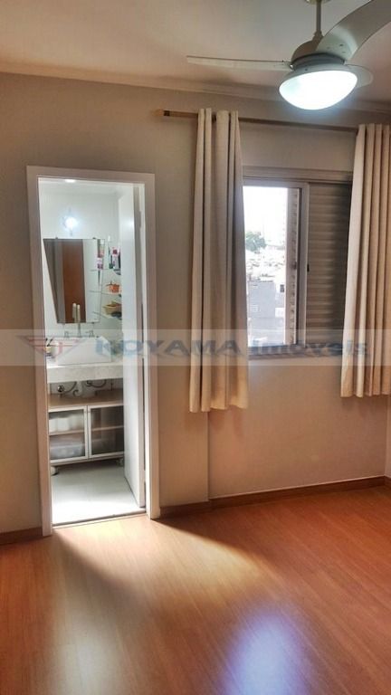 Apartamento à venda com 3 quartos, 81m² - Foto 15