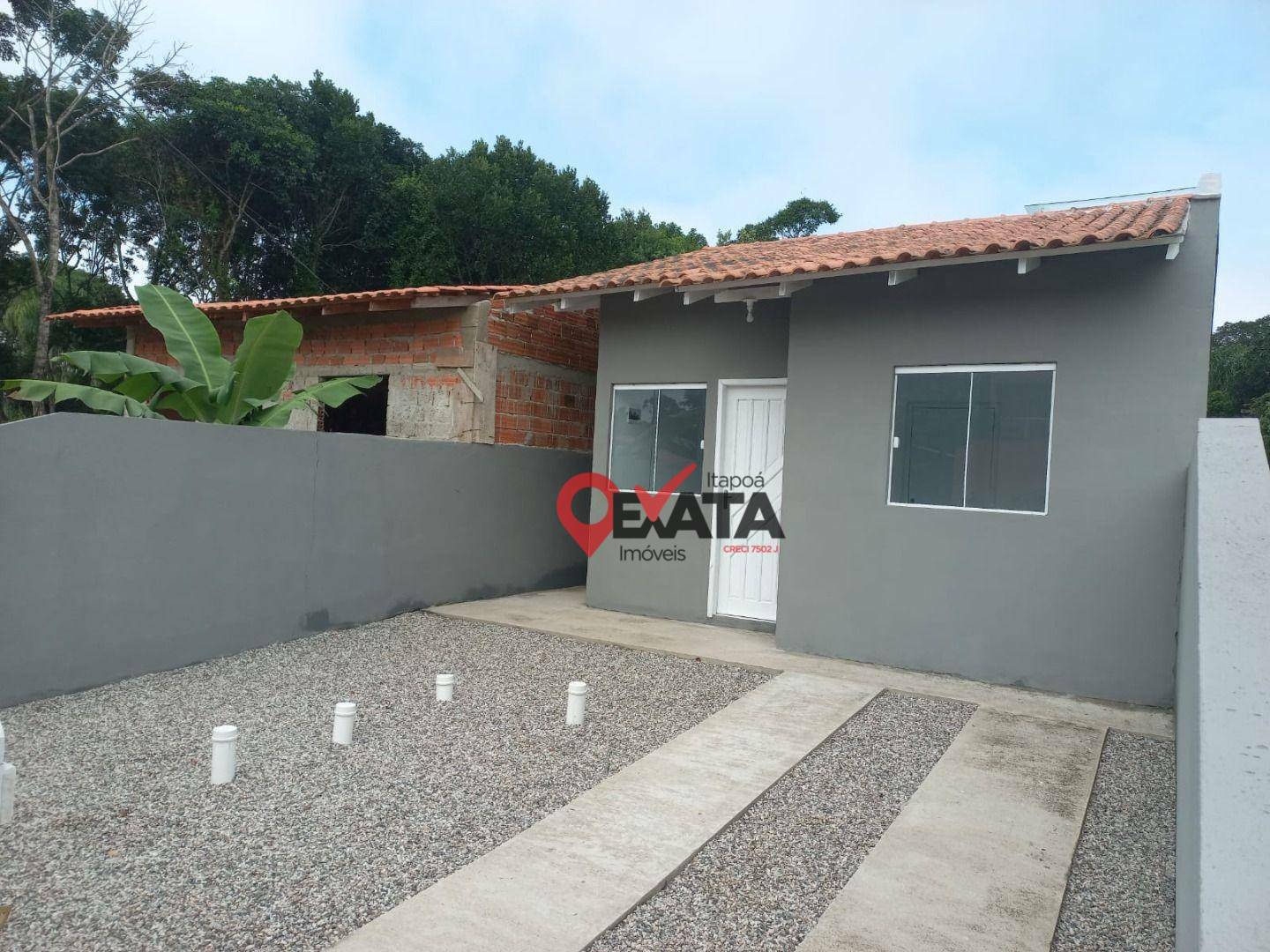 Casa à venda com 2 quartos, 40m² - Foto 2