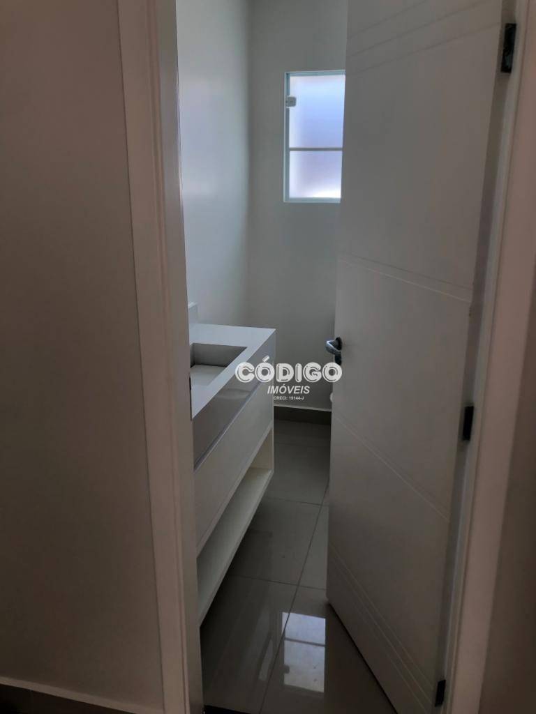 Casa à venda com 3 quartos, 300m² - Foto 52