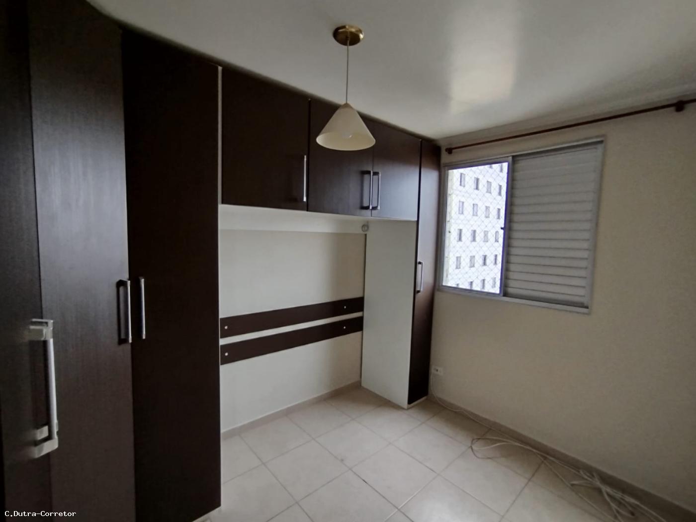 Apartamento à venda com 2 quartos, 45m² - Foto 11