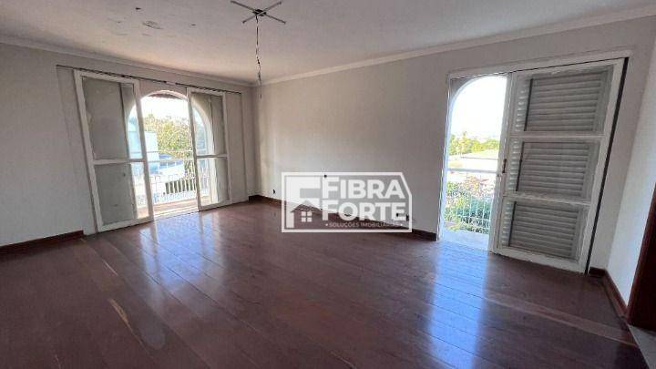 Casa para alugar com 18 quartos, 905m² - Foto 21