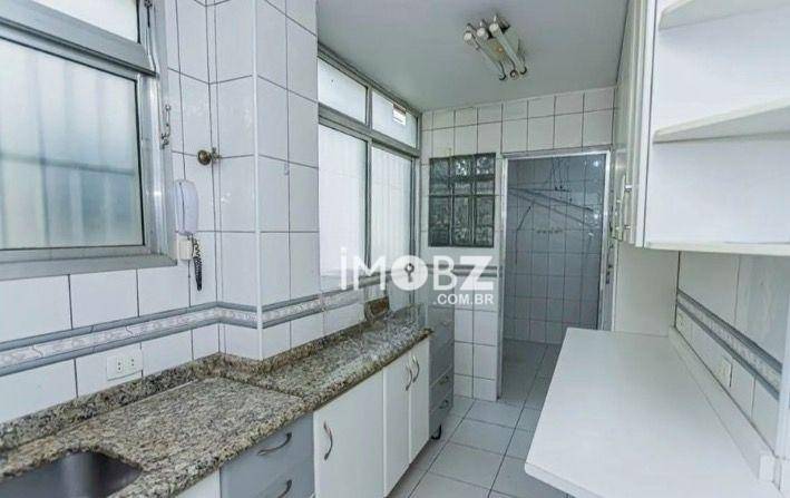 Apartamento à venda com 3 quartos, 95m² - Foto 8