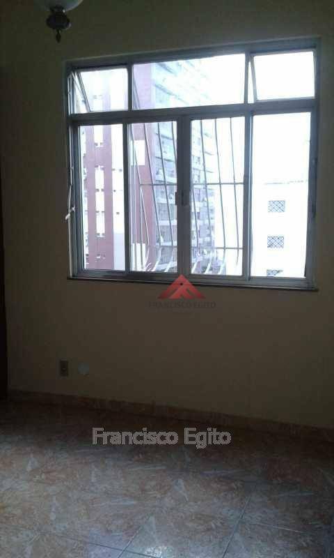 Apartamento à venda com 3 quartos, 75m² - Foto 4