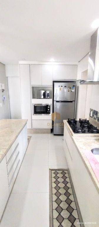 Apartamento à venda com 3 quartos, 94m² - Foto 10