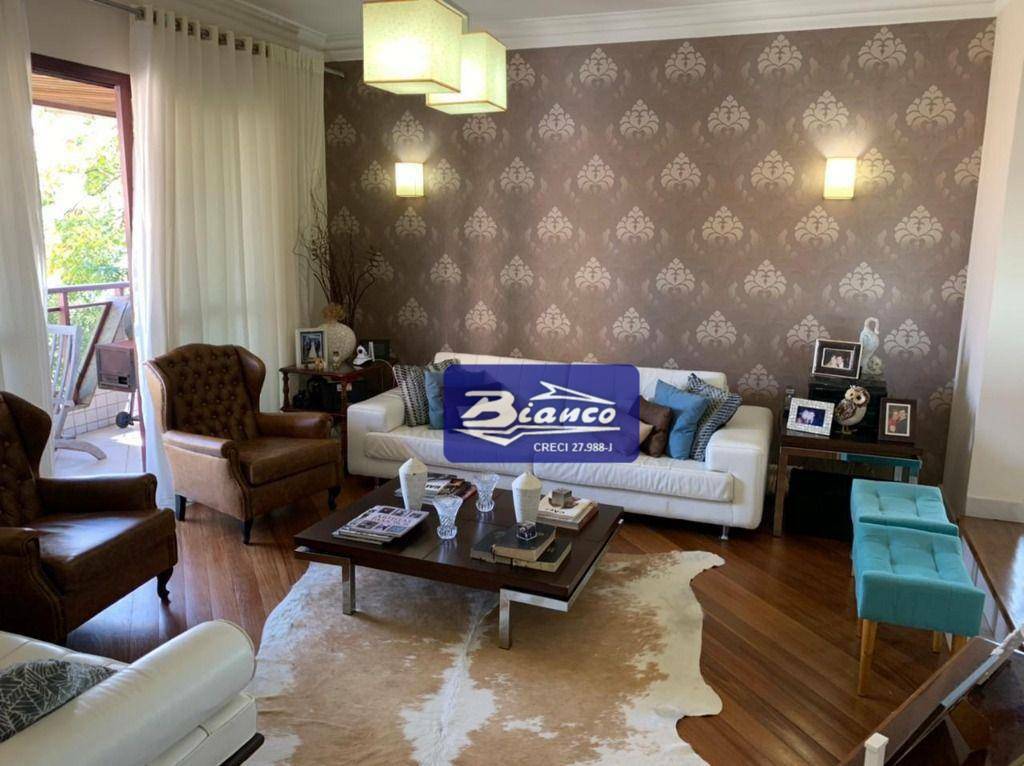 Apartamento à venda com 3 quartos, 200m² - Foto 7