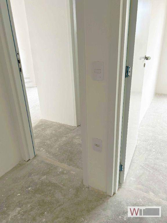 Apartamento à venda com 3 quartos, 141m² - Foto 15