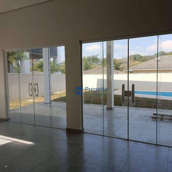 Casa de Condomínio à venda com 3 quartos, 231m² - Foto 2