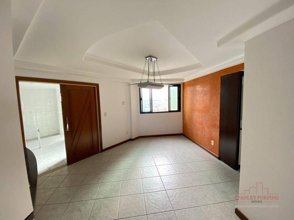 Apartamento à venda com 3 quartos, 241m² - Foto 10