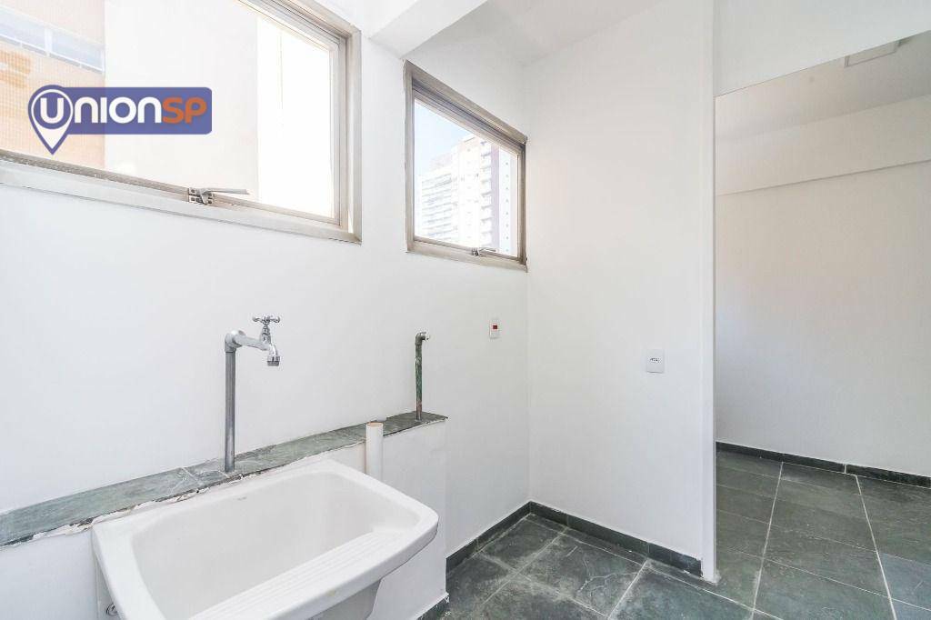 Apartamento à venda com 3 quartos, 121m² - Foto 23